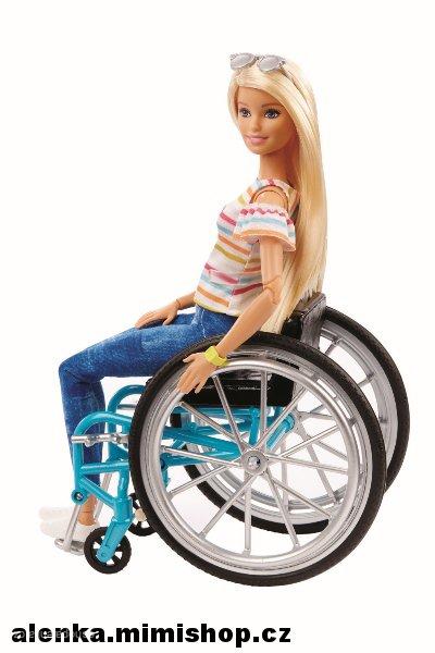 BARBIE panenka na vozíčku > varianta blondýnka