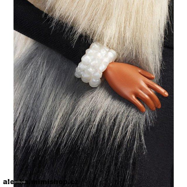 Barbie® Styled by Iris Apfel Doll > varianta FWJ27