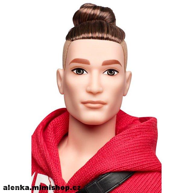 Barbie® BMR1959™ Doll > varianta KEN S BRÝLEMI A DRDOLEM
