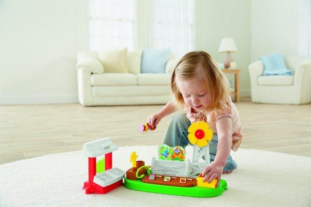 Fisher Price Little People zeleninová zahrada se stánkem
