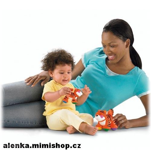 FISHER PRICE Amazing Animals™ rodinka