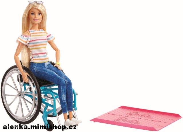 BARBIE panenka na vozíčku > varianta blondýnka