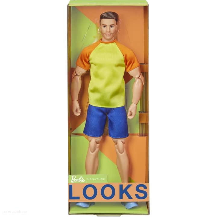The Barbie Looks™ Ken® Doll > varianta Brown Hair, Color Block Tee & Blue Shorts